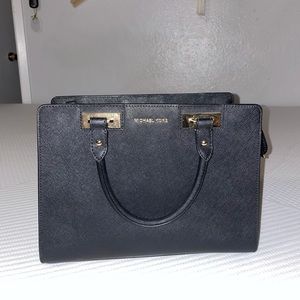 MICHAEL KORS black handbag